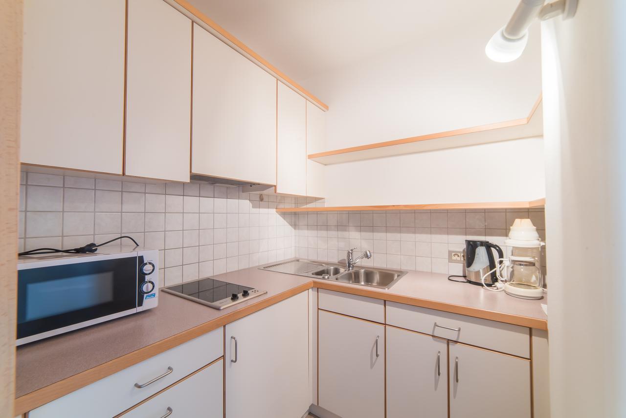 Pension Apartments Pardell Кастелбело Екстериор снимка